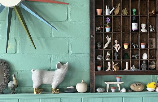 Mini Pigs with Gold or Platinum  lustre boots - Image 5